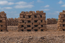 Load image into Gallery viewer, PEAT FOR ART &amp; DESIGN / especially dry and ready for the challenges