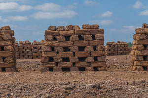 PEAT FOR ART & DESIGN / especially dry and ready for the challenges